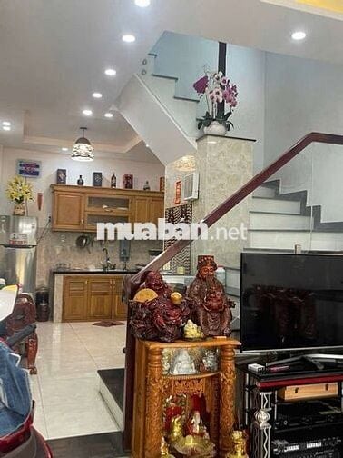 Nhà Gò xoài, 40m², 4x10m, 4 Tầng, 4 PN, hẻm ô tô, Giá chỉ 4 tỷ