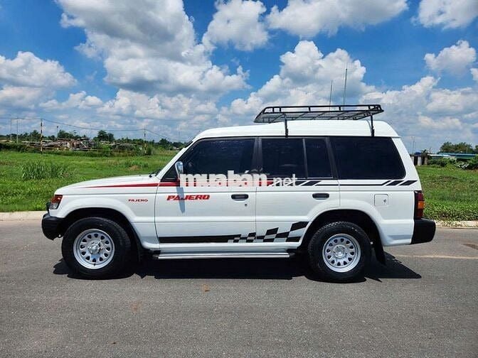 Mitsubishi Pajero 09 chỗ