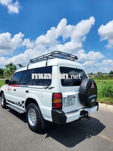 Mitsubishi Pajero 09 chỗ