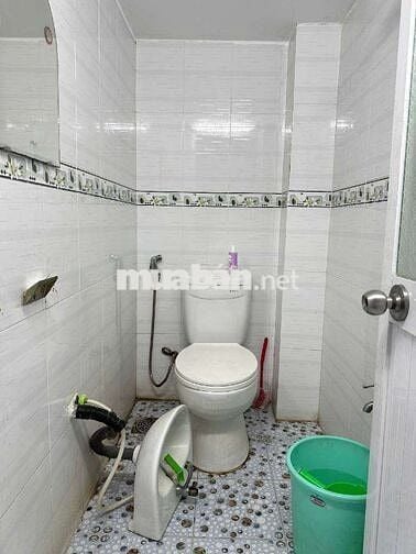 HẺM Ô TÔ 5 MÉT THÔNG SUỐT GẦN CHỢ VÀ TRƯỜNG HỌC