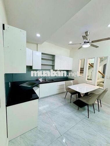 Nhà mã Lò, 56m2, 4x14m, 2 Tầng, 2 PN, hẻm 6m, Giá chỉ hơn 4 tỷ