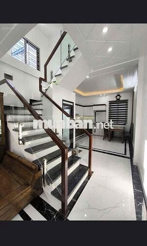 HÀNG HIẾM BÁN NHÀ NGAY TRẦN HỮU TRANG,P11,PHÚ NHUẬN.GIÁ:5Tỷ570