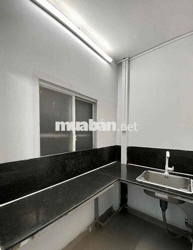 Tách bếp. Bình Thạnh (Hàng Xanh). Tân trang mới.
