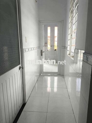 🏡 Nhà 2 Tầng BTCT, Ô Tô Ngủ Trong Sân, Gần Chợ Hóc Môn