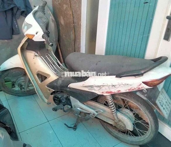 xe bán đi chỡ hàng chạy công trình