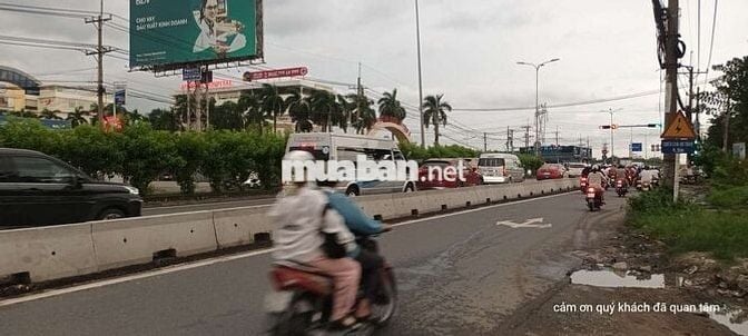 Cần bán nhà cách bệnh viện xuyên Á 500m