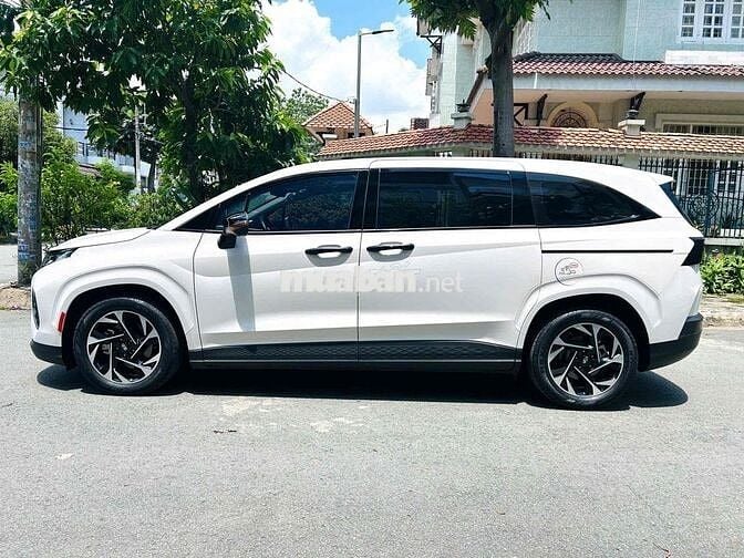 Hyundai Custin 2024 Cao Cấp 2.0T - 9300 km