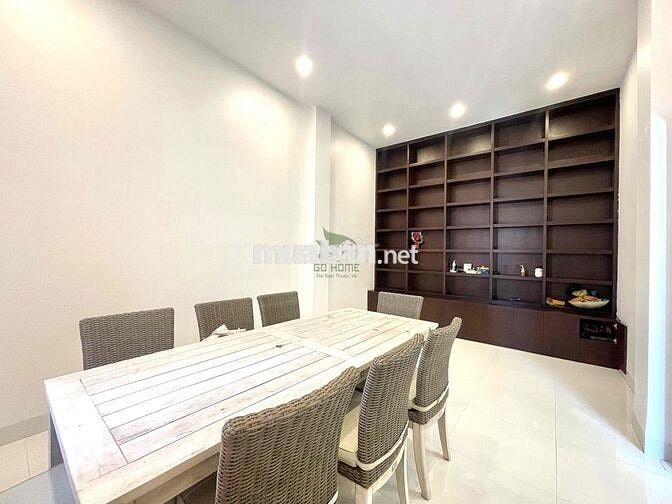 CHO THUÊ BIỆT THỰ CÓ HỒ BƠI SÂN VƯỜN PHÍA BẮC NHA TRANG