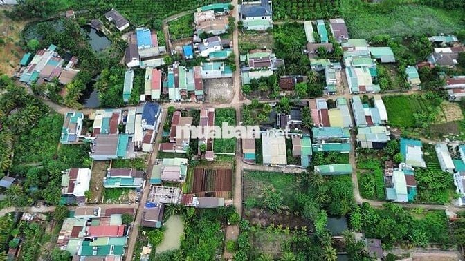 Bán đất tại Nguyễn Thị Định, Buôn Ma Thuột, 2,4 tỷ, 175m2