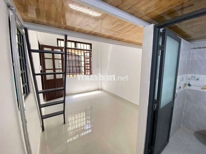 PHÒNG DUPLEX CỬA SỔ THOÁNG. GẦN UEF, HUTECH,GTVT, NGOẠI THƯƠNG