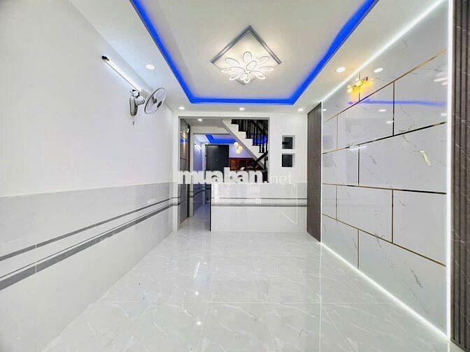 Bán nhà SHR,hẻm ô tô đường HT35,Hiệp Thành Q12. Giá : 3,85 tỷ