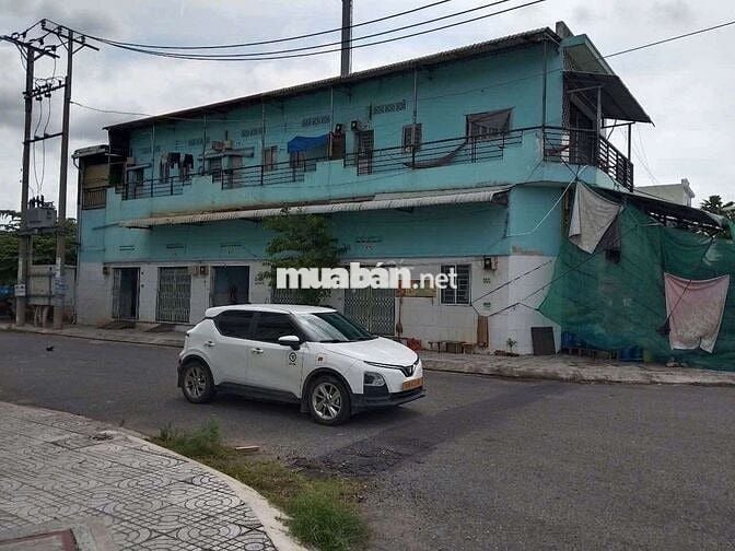 BÁN DÃY TRỌ 11 PHÒNG THU NHẬP 17TR/THÁNG NẰM NGAY CỤM 3 KCN LỚN