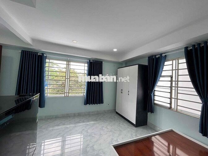 Phòng ngủ giá siêu rẻ full nội thất mới sạch đẹp cho sv Ueh Vhu cs NVL