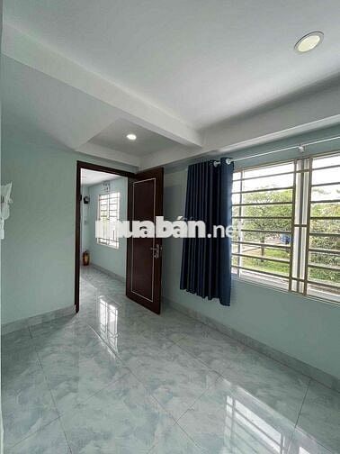 Phòng ngủ giá siêu rẻ full nội thất mới sạch đẹp cho sv Ueh Vhu cs NVL