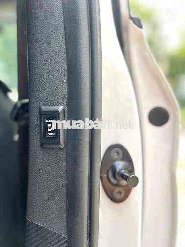 Hyundai Custin 2024 Cao Cấp 2.0T - 9300 km