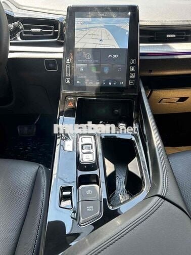 Hyundai Custin 2024 Cao Cấp 2.0T - 9300 km