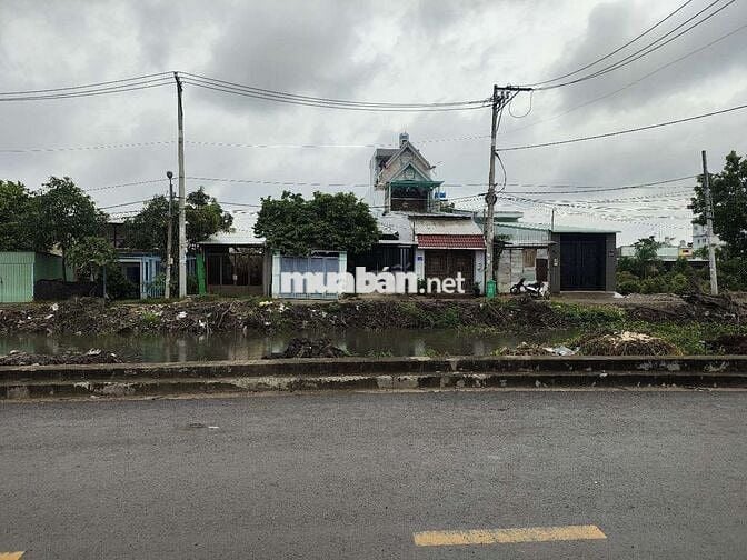Bán Đất 95m2 Mặt Tiền Kênh Đối Diện ĐH Nguyễn Tất Thành Q12