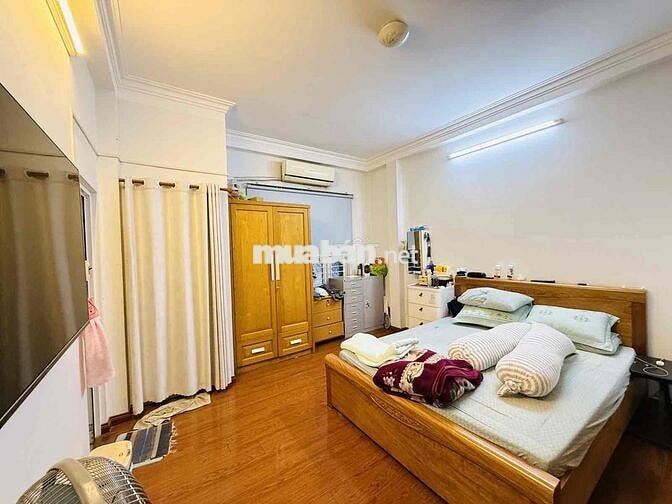 🔥 NHÀ HIẾM GẦN SÂN BAY – 3 TẦNG - 2 MẶT HẺM THOÁNG – NGANG KHỦNG 6M