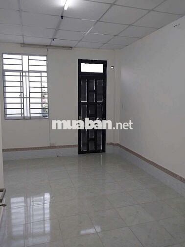 Mặt tiền Đs 9 p9 gv. 4x18m lầu 3pn 2wc . Gần công viên Làng Hoa