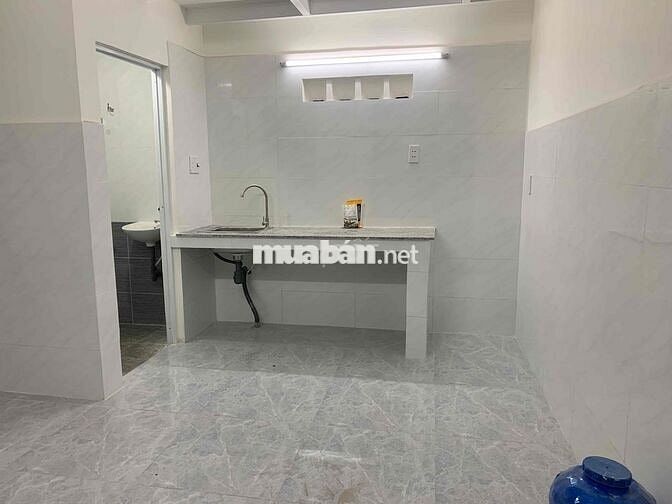 Chính chủ cho thuê phòng đẹp, vị trí VIP, sau cafe KenBar