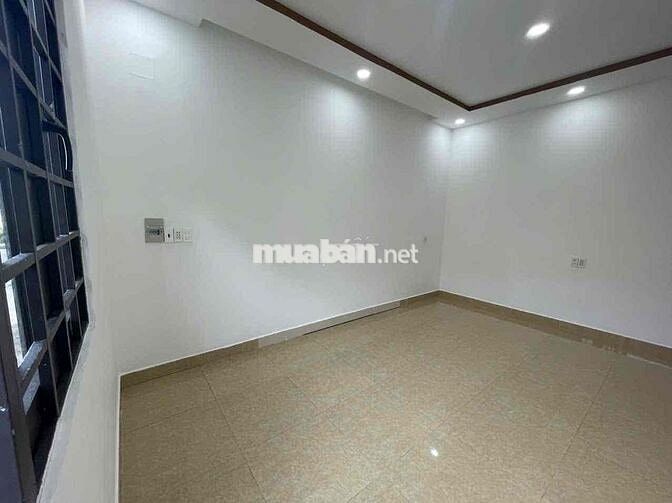 Nhà Trống 50m2 Đường 6m TL37 Gần Chợ Cầu Đồng