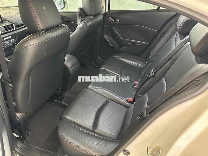 Mazda 3 2016 1.5 AT Hatchback - 45000 km