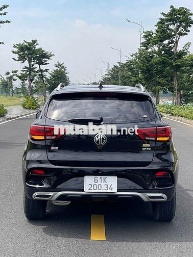 MG MGZS 2023 Standard 1.5AT full hãng 32000 km