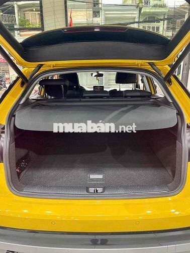 Audi Q2 Đặc Biệt 1.0 Turbo Chuẩn 4 Vạn Km Cực Đẹp