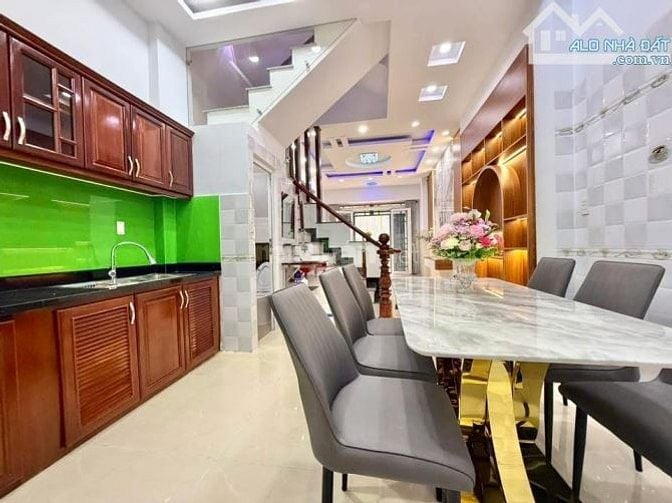 Căn nhà đẹp mới nhất ngay Đường Số 18, Thủ Đức. Giá: 1 Tỷ 550 / 75m2. 