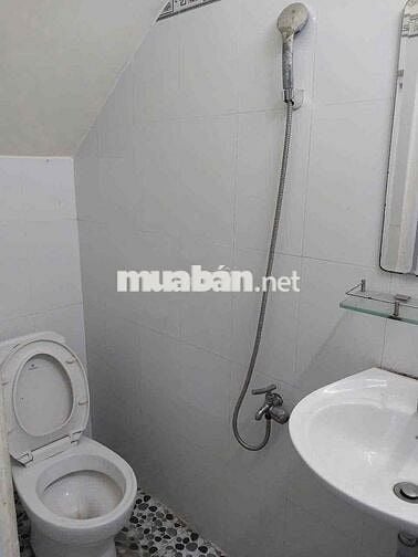 Nhà Mới MẶT TIỀN Đg Số 9 P9: 4x18m, 3pn