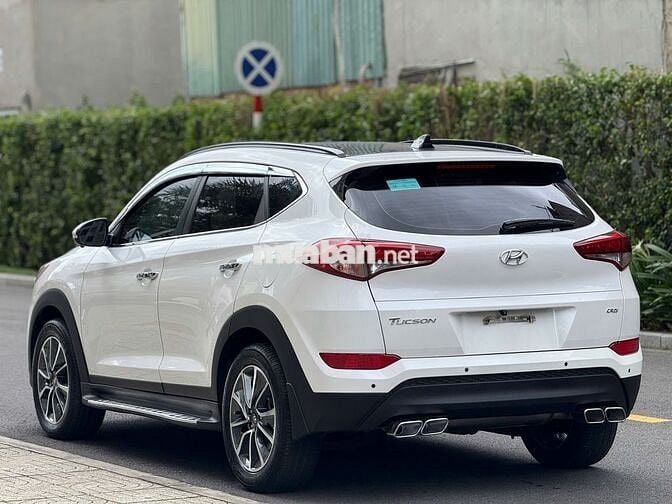 Hyundai Tucson 2018 2.0 AT Diesel Spec - 60000 km