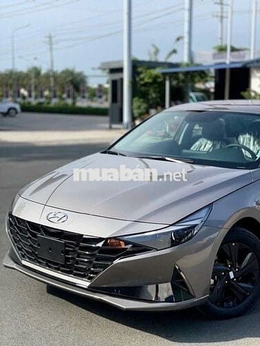 Hyundai Elantra 2025 2.0 AT Cao cấp
