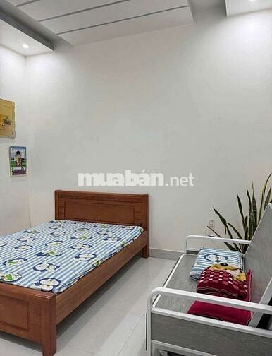 Nhà 5m - 17m Hóc Môn 425tr có sân 5m sổ riêng ko quy hoạch