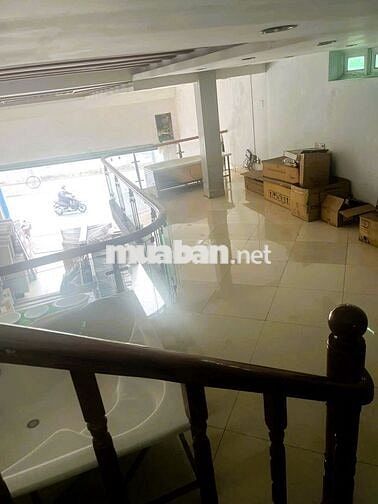 cho thuê nhà mặt tiền 386m2, 4 tầng thang máy, phù hợp kinh doanh