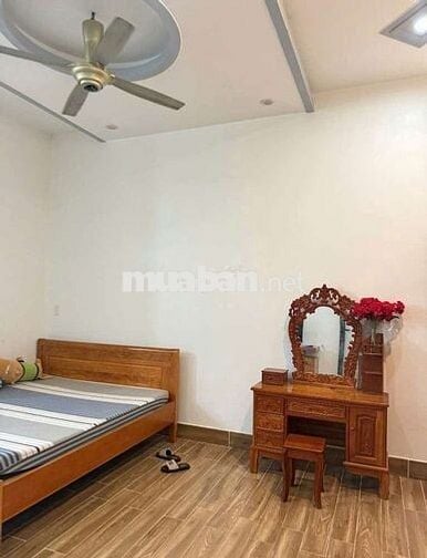 Nhà 5m - 17m Hóc Môn 425tr có sân 5m sổ riêng ko quy hoạch