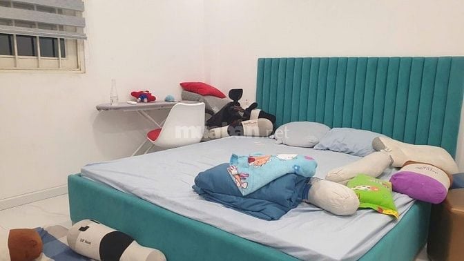 TRƯƠNG CÔNG ĐỊNH - HẺM 8M - DT 5m x 20m - CHỦ NGỘP