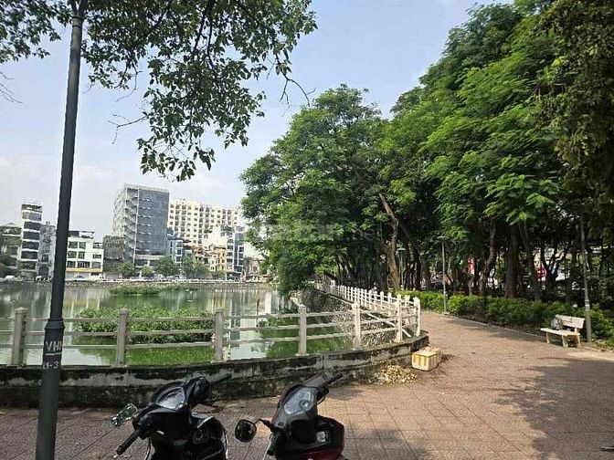 SIÊU HIẾM ĐẤT LÔ GÓC PHỐ NGUYỄN SƠN - OTO VÀO ĐẤT - CHỈ 185TR/M
