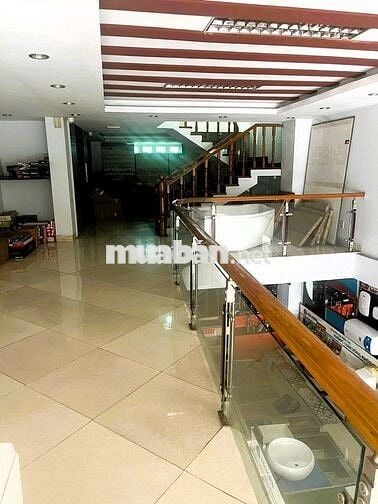 cho thuê nhà mặt tiền 386m2, 4 tầng thang máy, phù hợp kinh doanh