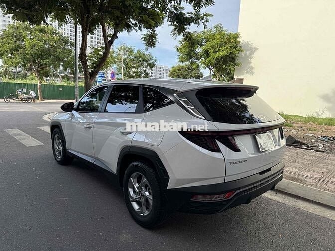 Hyundai Tucson 2023 2.0 AT Tiêu chuẩn - 24635 km