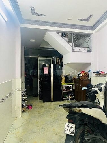 Hẻm xe hơi Thích Q Đức,Ngang 5,6m,4Tầng,9PN,Nở Hậu 8,5m,Thu nhập tốt 