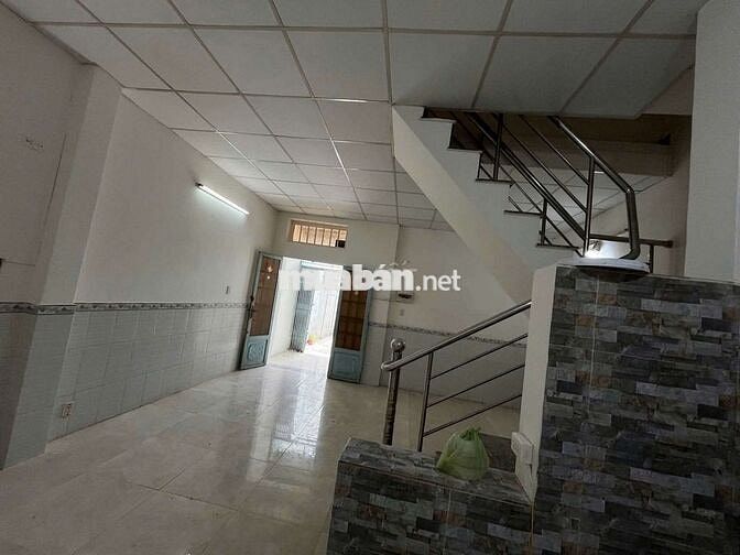 Bán nhà 1trêt 1lầu hoàn công đầy đủ,Tân Kiên Cũ ( Tân Nhựt Mới)