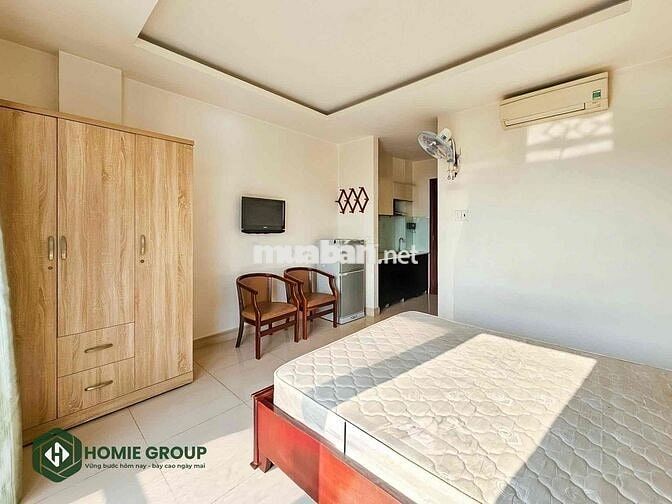 studio ban công cửa rộng 3p qua kcx, UFM