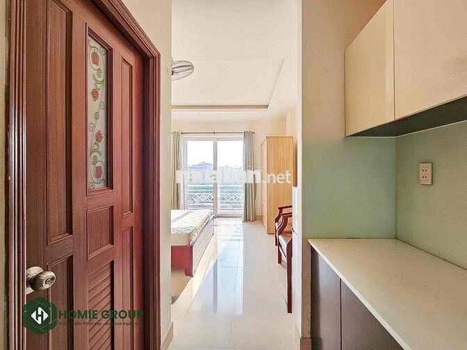 studio ban công cửa rộng 3p qua kcx, UFM