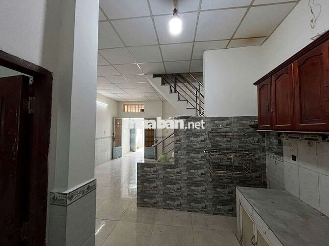 Bán nhà 1trêt 1lầu hoàn công đầy đủ,Tân Kiên Cũ ( Tân Nhựt Mới)