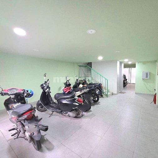 Xe hơi tránh đối diện Emart Phan Văn Trị - 6 tầng, thang máy-hơn 14 tỷ