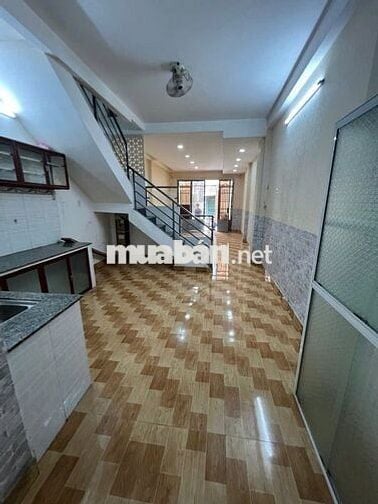 Nhà ốp gạch mới, (2PN, 3WC), 142/51 Hàn Hải Nguyên_P2_Q11
