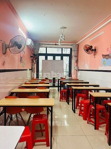 Hẻm xe hơi Thích Q Đức,Ngang 5,6m,4Tầng,9PN,Nở Hậu 8,5m,Thu nhập tốt 