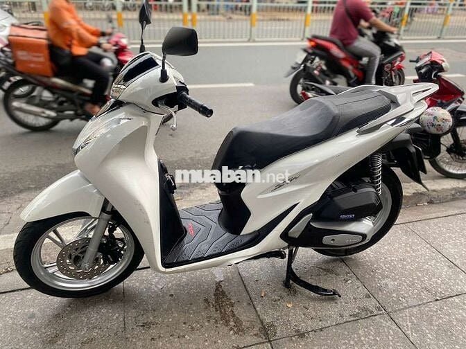 Honda SH 125 2024 mới 99% Bstp chính chủ