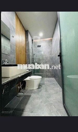 CHÚ KIỂNG CẦN BÁN NHANH NHÀ NGUYỄN HIỀN,P4,QUẬN 3.GIÁ: 7Tỷ060.