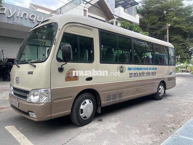 huynhdsi caoty limousine 29 chỗ đời 2011